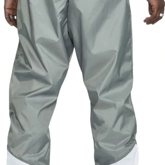 *NWT* Nike Windrunner Woven Lined Pants - Picture 3 of 11